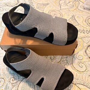 Yellow Box Gray and Black Sandals